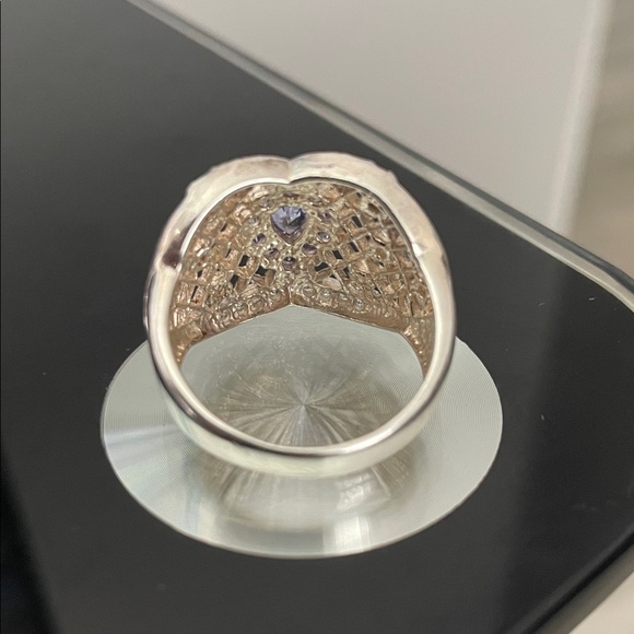 Sterling Silver Women's Ring with Tanzanite Stones - Picture 5 of 12